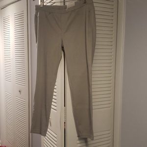 HUE skimmer denim cropped leggings